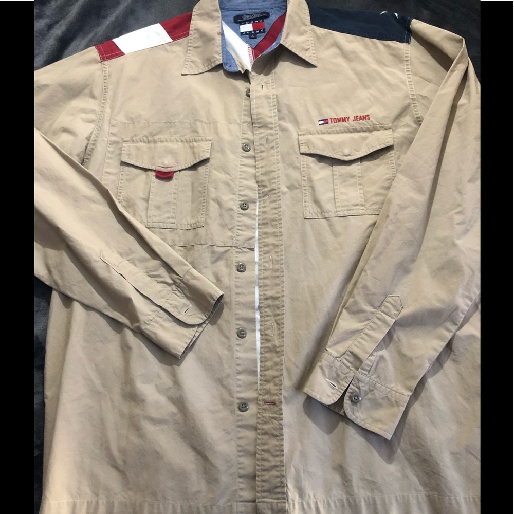 😎VTG Tommy Jean American Flag Buttondown